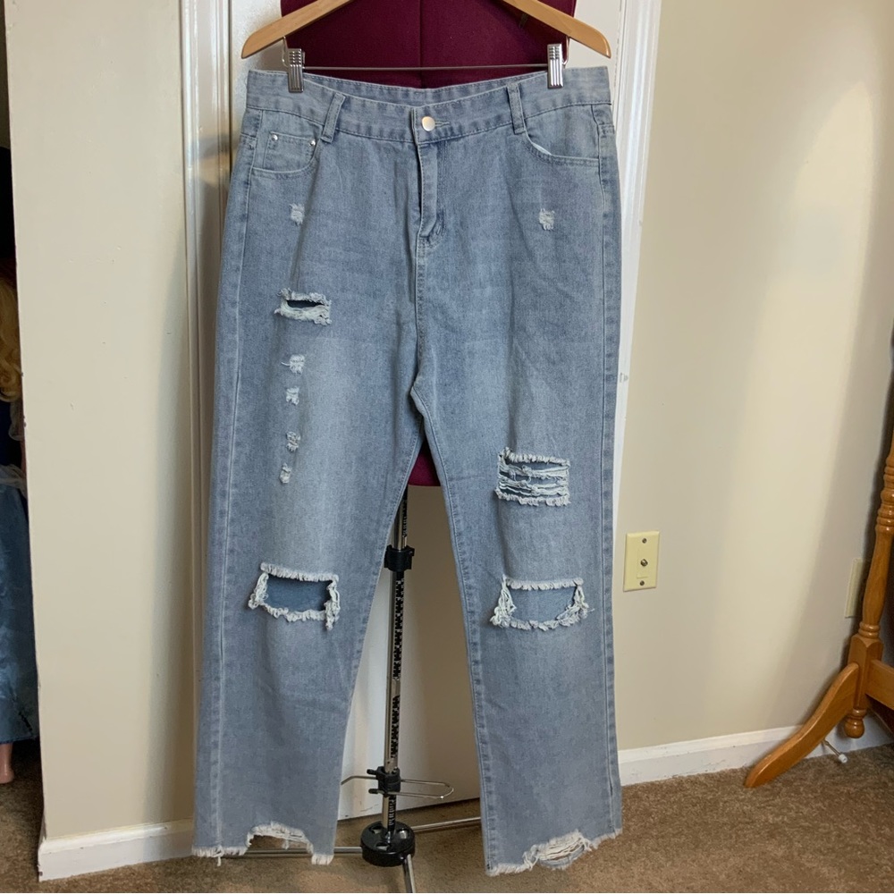 Like New Distressed Light Wash Blue Jeans Women’s Sz XXL